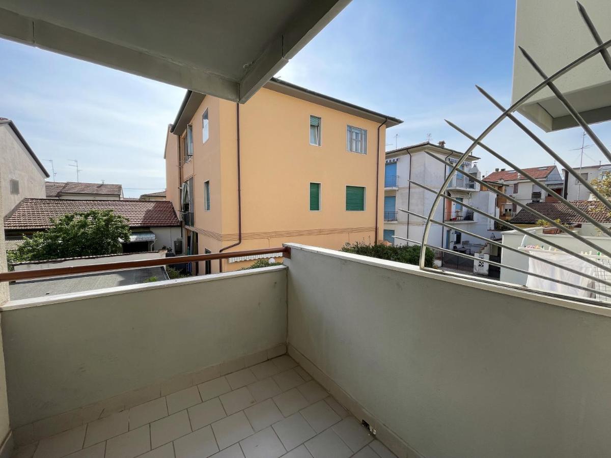 Stefano'S Guests House: 2 Bedrooms & Parking In В'яреджо Екстер'єр фото